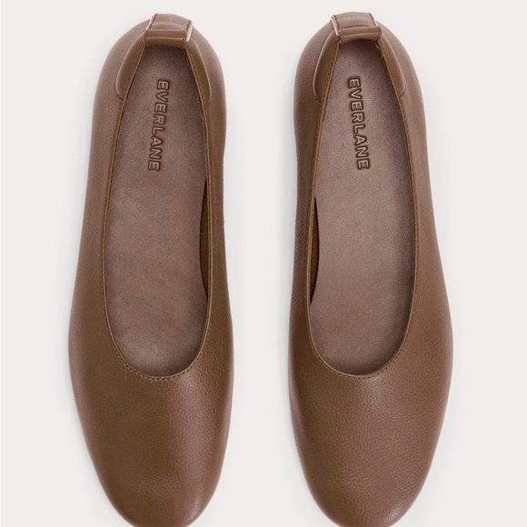 Everlane Shoes - Everlane Day Glove Leather Flats in Cocoa